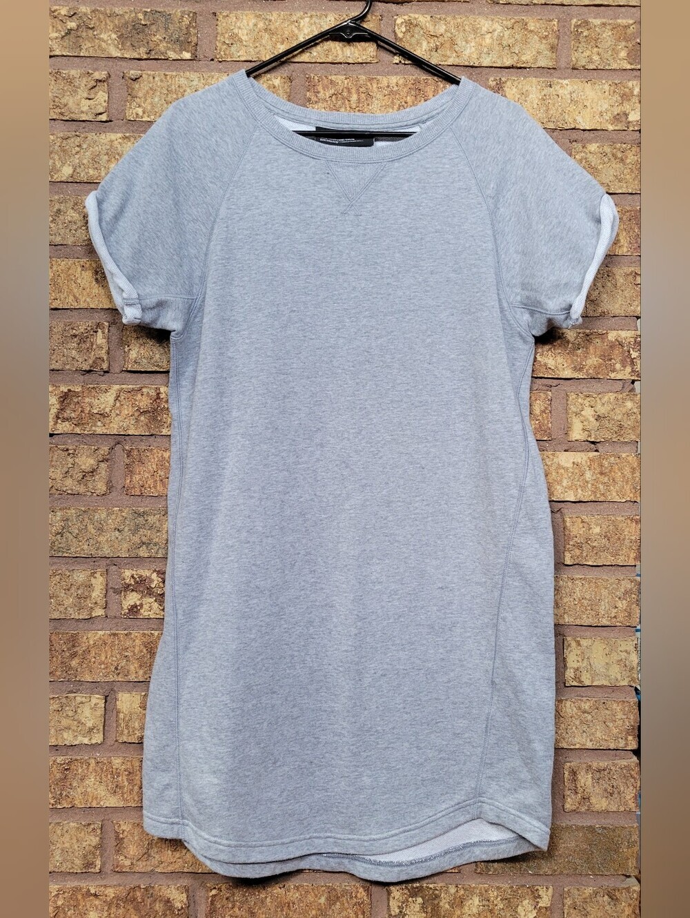 Under Armour Light Gray Short-Sleeve Sweatshirt Dress Size Medium Athleisure